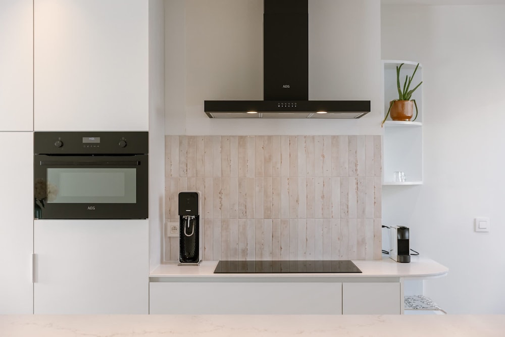 Huswell - New Penthouse With City Harbour Views