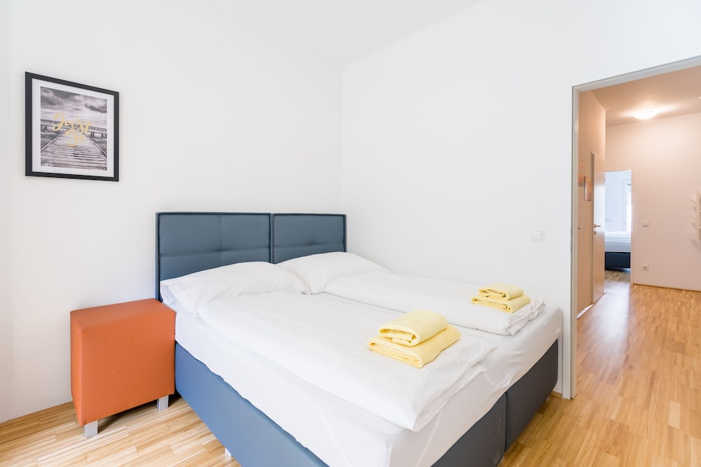 FeelGood Apartments Green Living