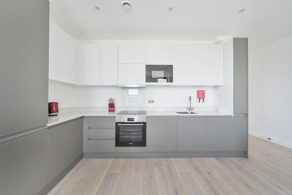 Roomspace Apartments -Caroline Street