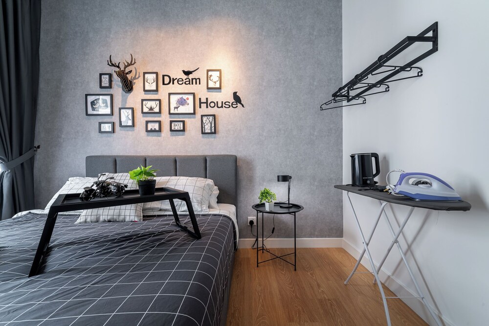 Edumetro by Manhattan Group