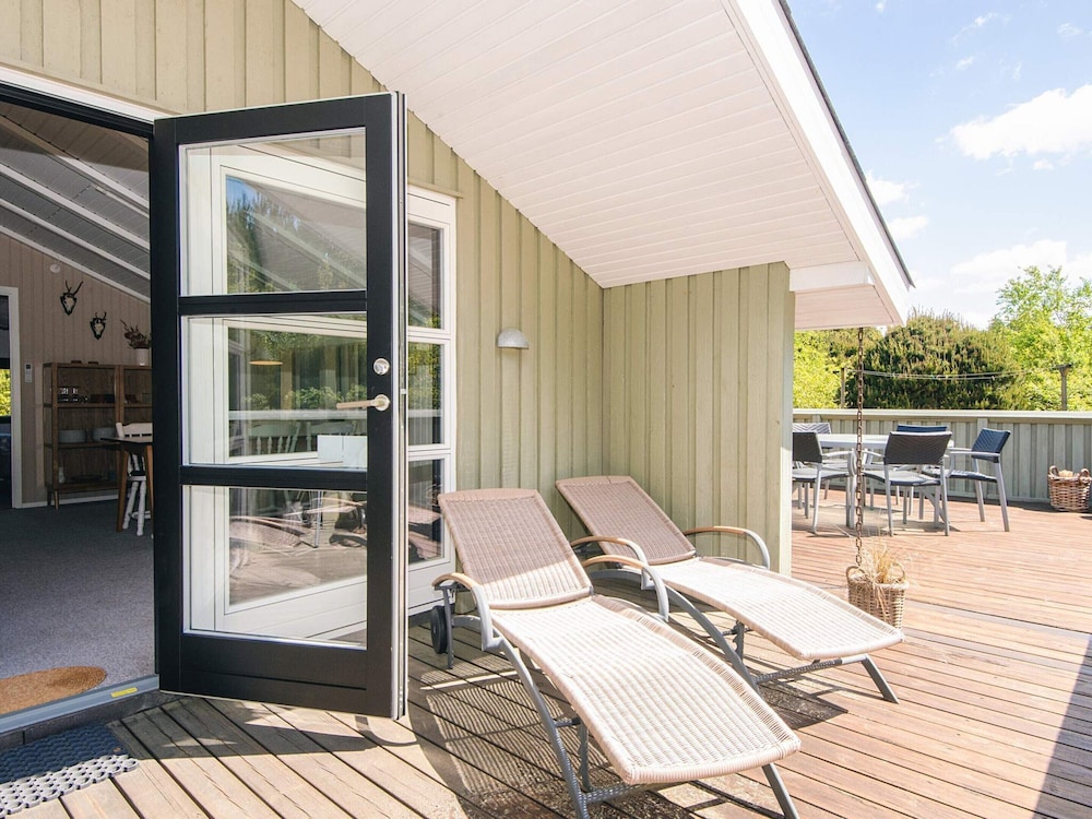 6 Person Holiday Home in Norre Nebel