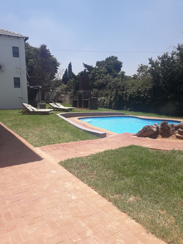 ECOTEL Southgate
