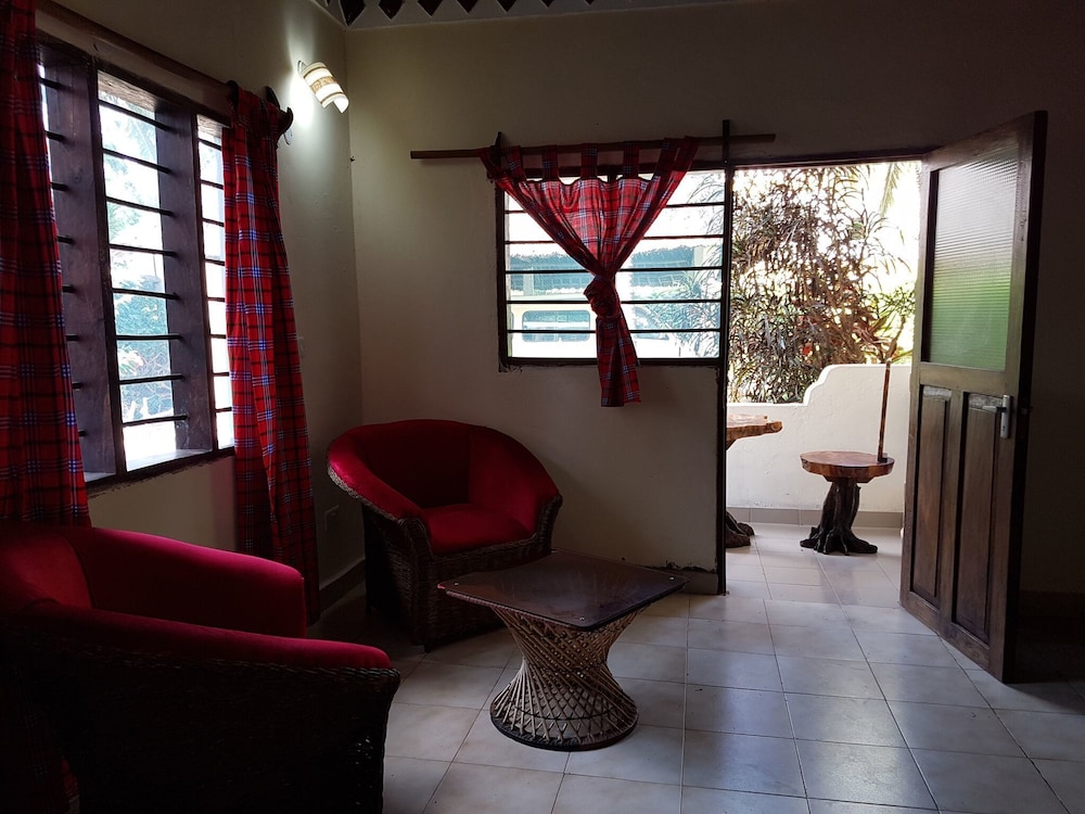 Kivuli Villas