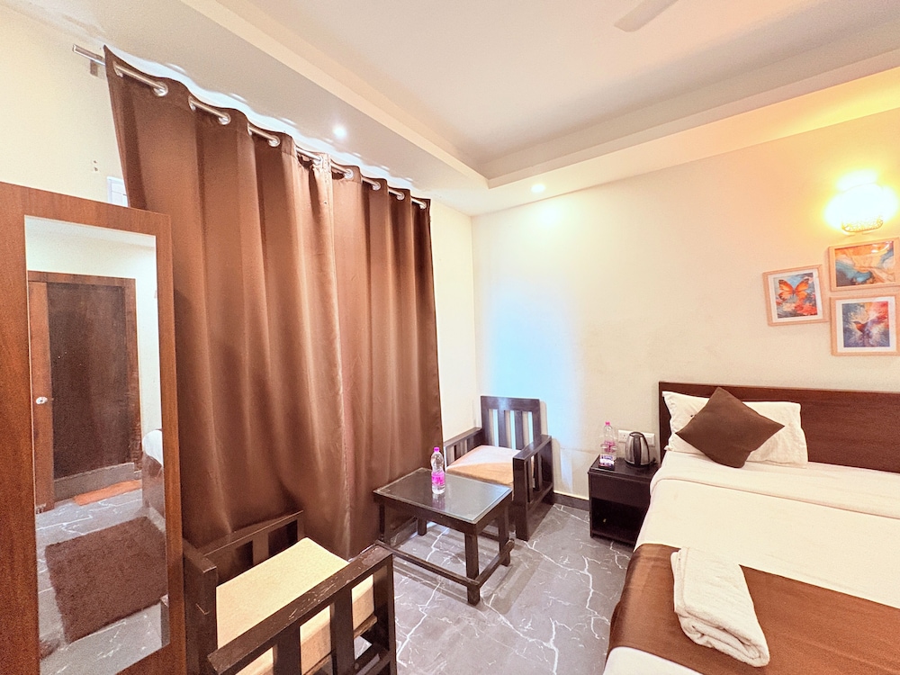 HOTEL SEMAYRA Puri