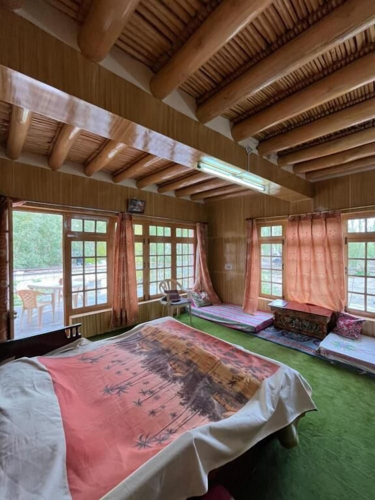Napishu guest house