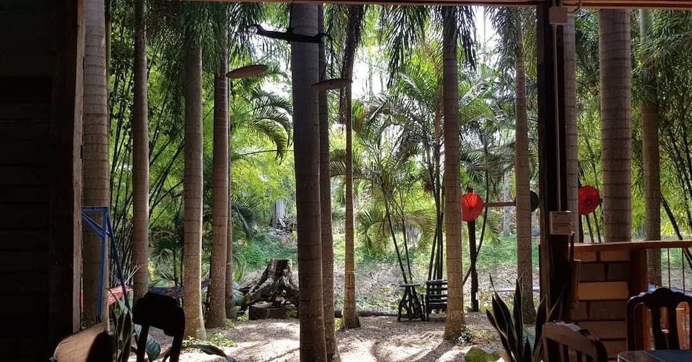 Baan Suan Auy Kham