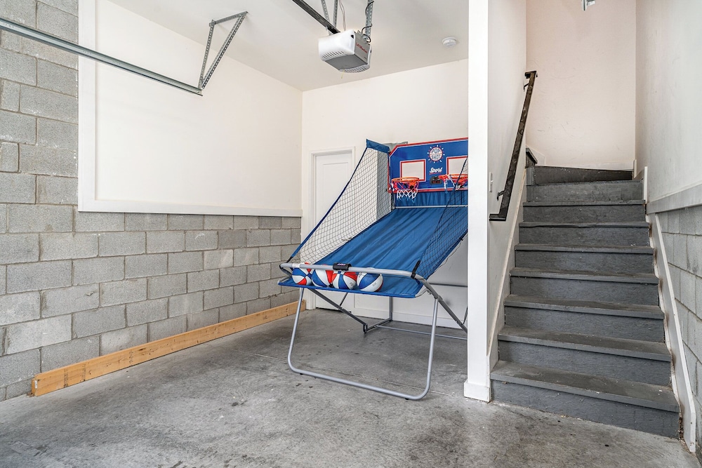 Verde Heights-sleeps 12-in Cumberland Heights
