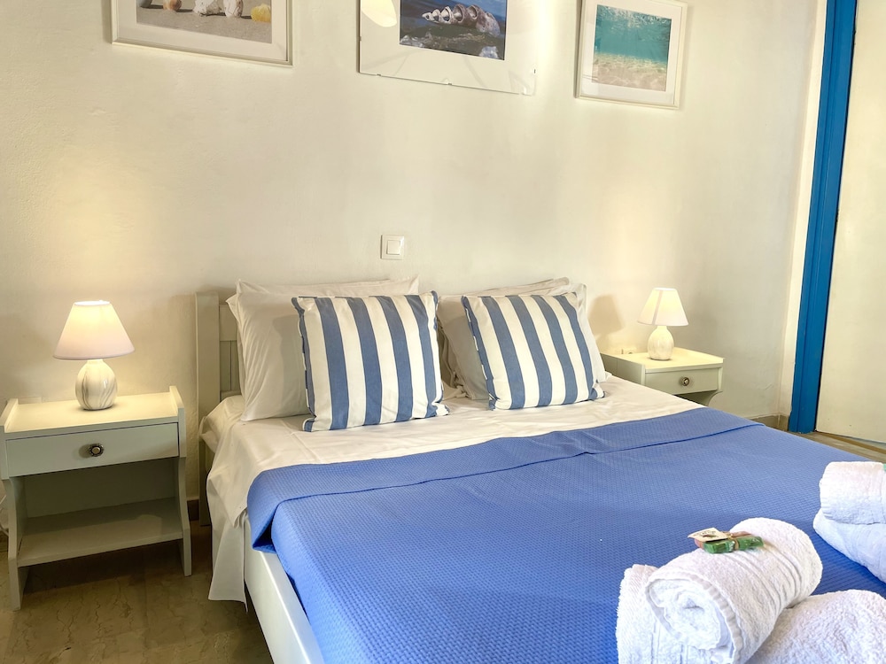 Sunflower Apartments & Studios photo 4