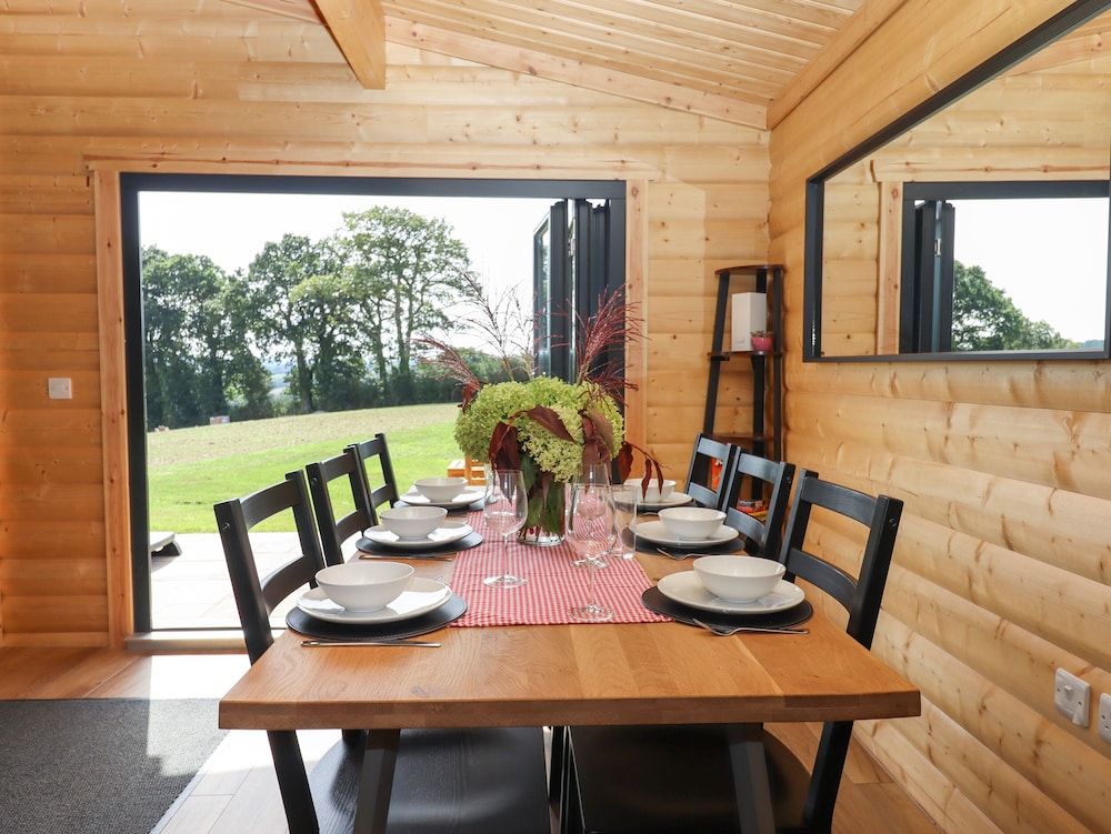 Foxglove Lodge