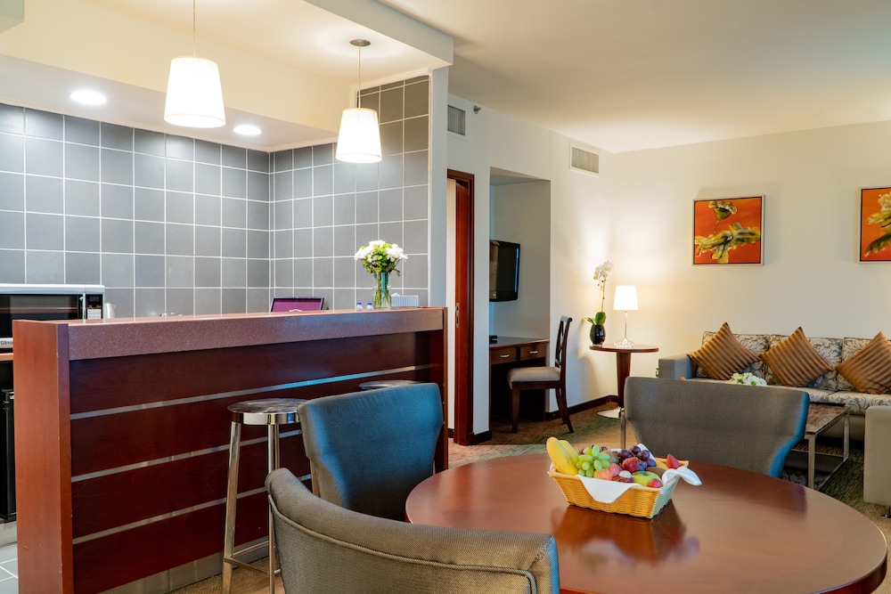 Abu Dhabi Vacations - Al Ain Palace Hotel - Property Image 12