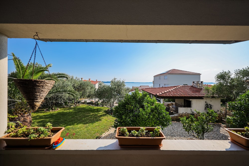 Luton Apartments, Zadar - Kozino, Heated Pool & Hot Tub