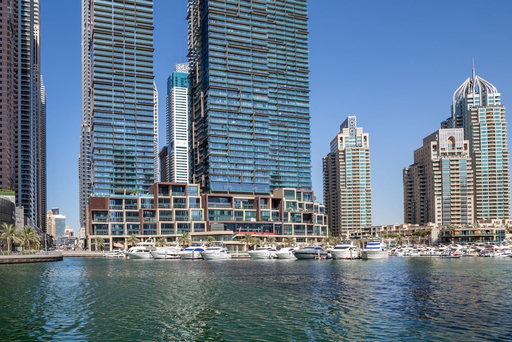 Chic and Stunning 2BR With Dubai Marina Views!