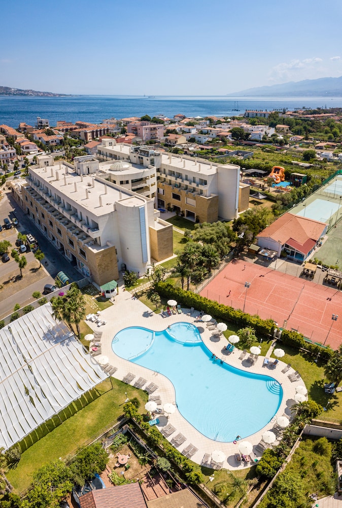 Capo Peloro Resort - Adults Only