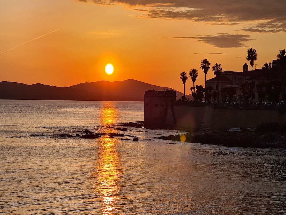 Seaside Comfort in the Heart of Alghero