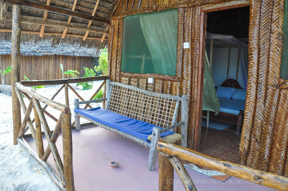 New Jambo Bungalows - Hostel
