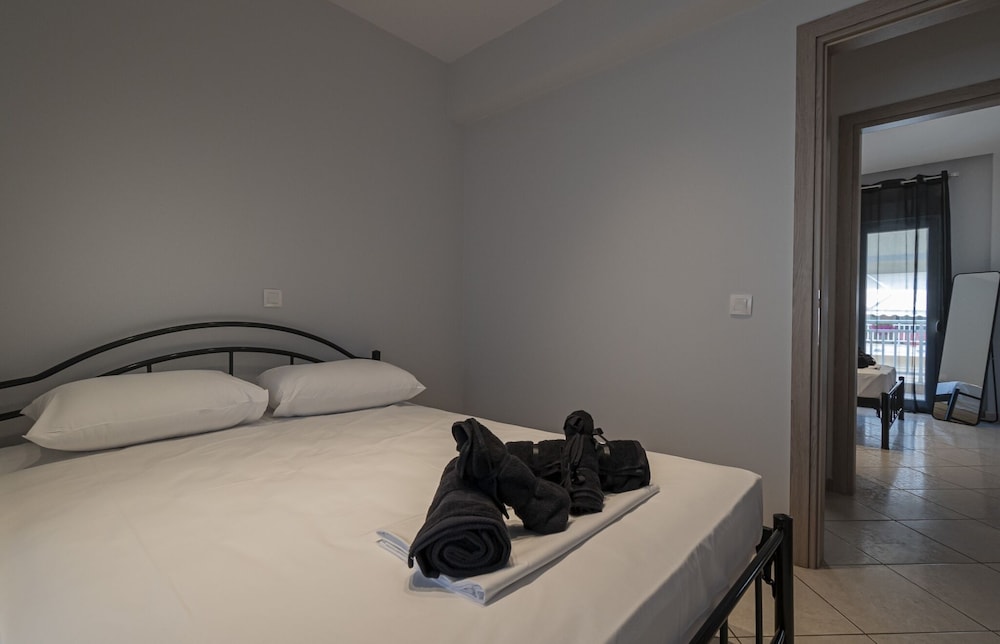 V & G Apartment by Rentals Pro - Nea Moudania