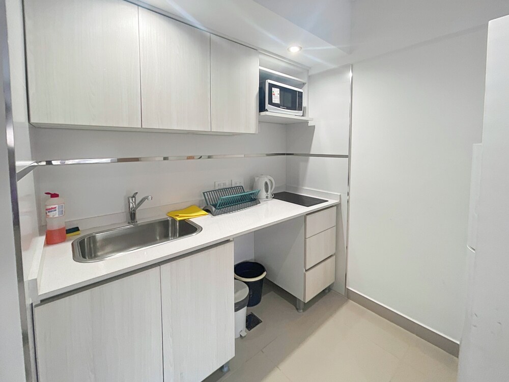 Ayres Suites Moreno