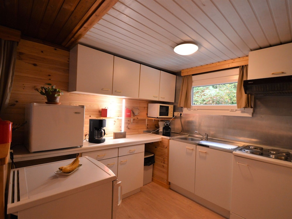 Cozy Chalet With Barbecue