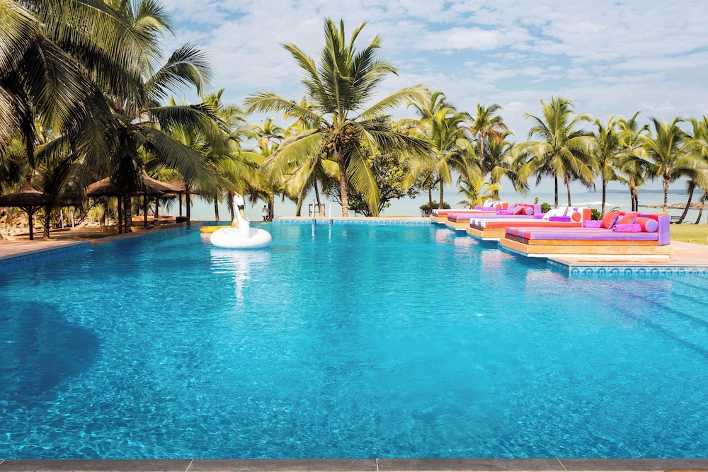 Lou Moon Eco-Luxury Resort