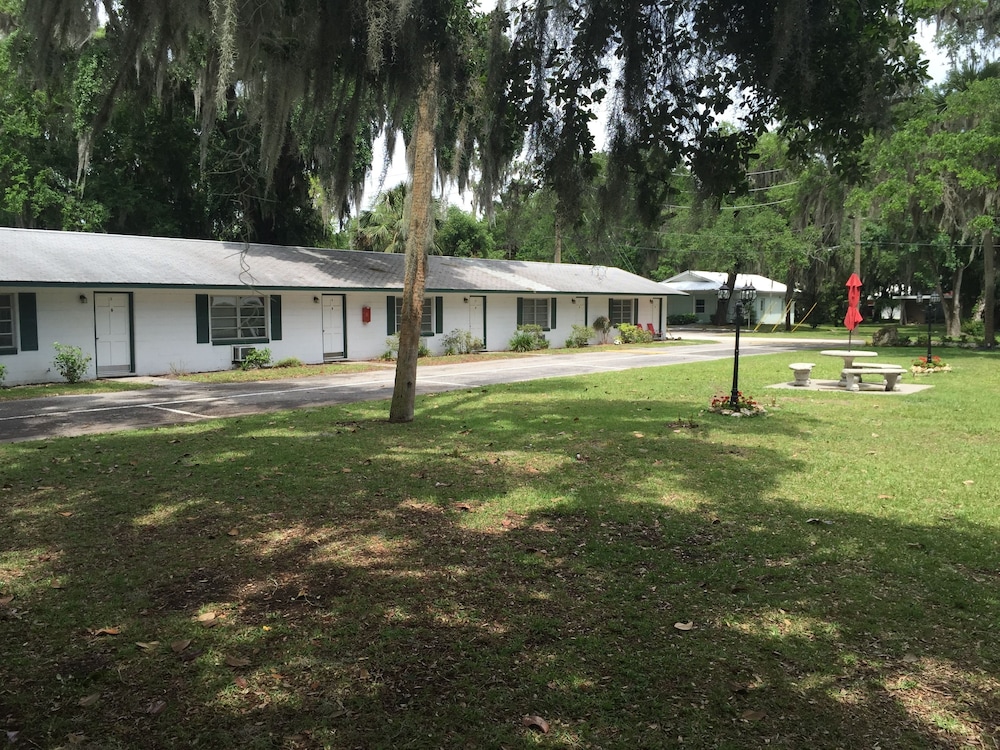 King's Bay Lodge