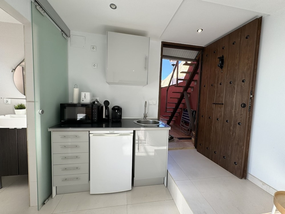 Peaceful Studio Apartment With Amazing Views