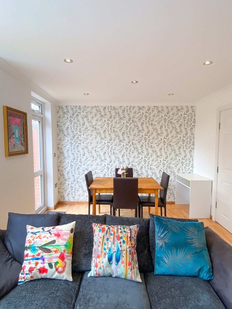 Spacious 3 Bed Townhouse Garden Wifi Balham