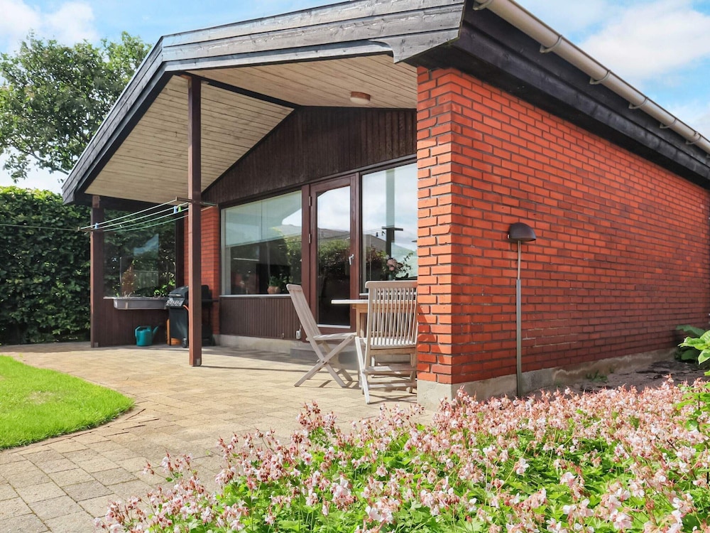 6 Person Holiday Home in Skagen
