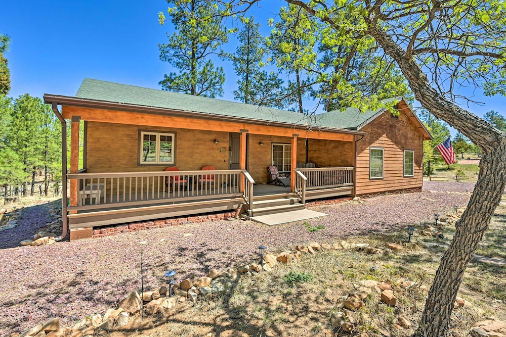 Bring a Pet: Happy Jack Cabin w/ Fire Pit! view 2