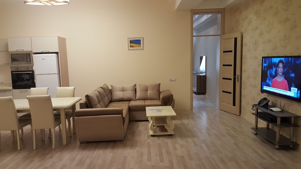Villa Floor 2 Beds Fully furnished Apt