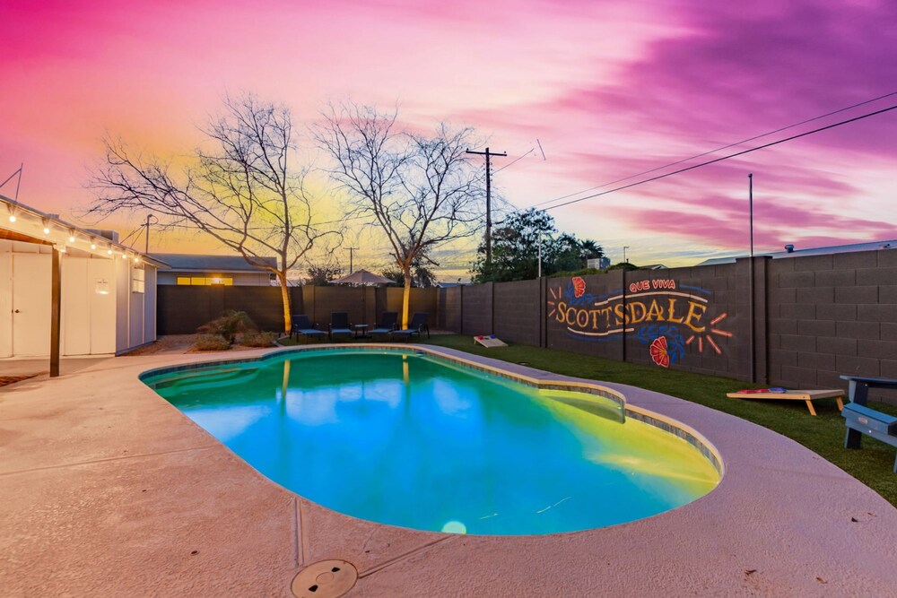 Desert Diamond Oasis Private Pool Bar Games