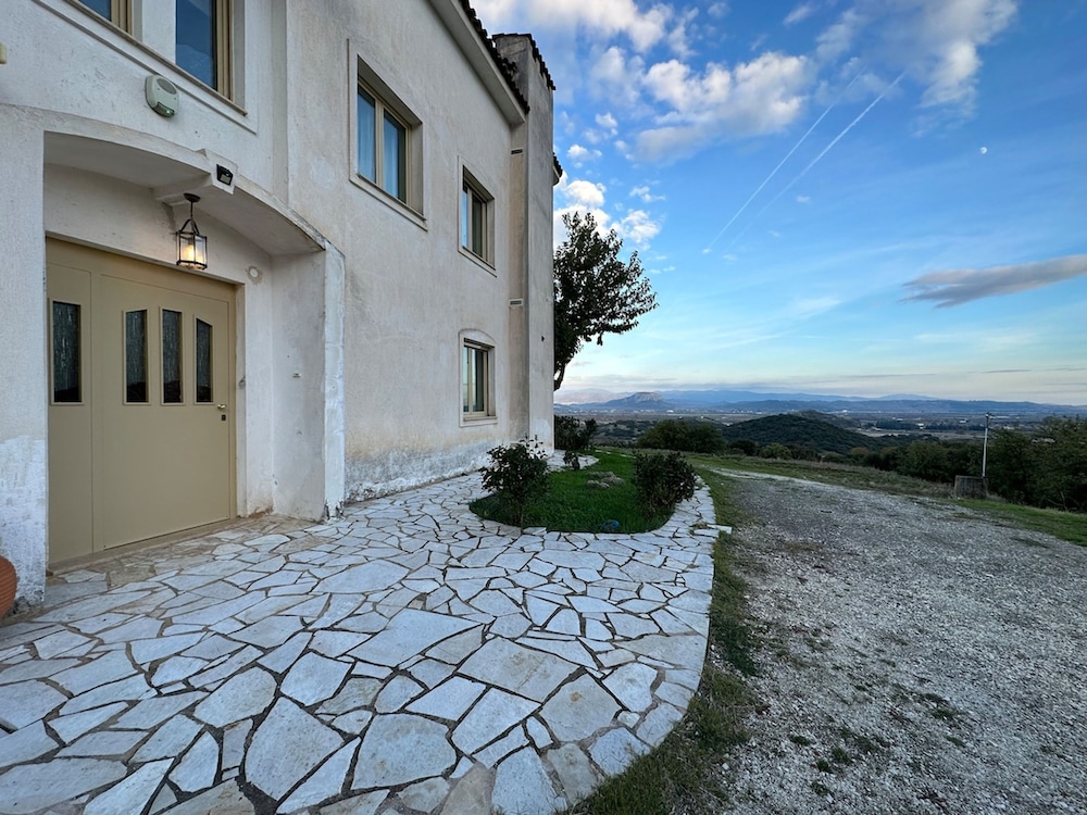 Villa Maria Marvelous Villa in Meteora