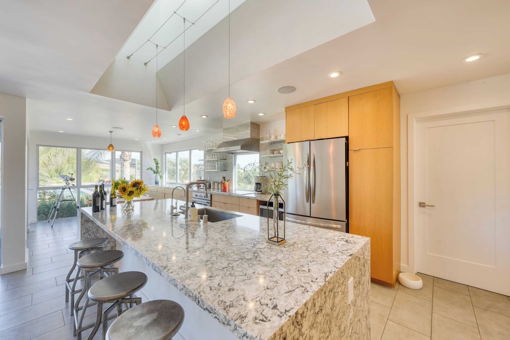 Coplan Vineyards by Avantstay 10-acre Estate w/ Pool, Spa, Bocce & Designer Interiors