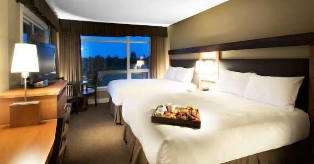 Parksville Vacations - THE Beach Club Resort - Property Image 18