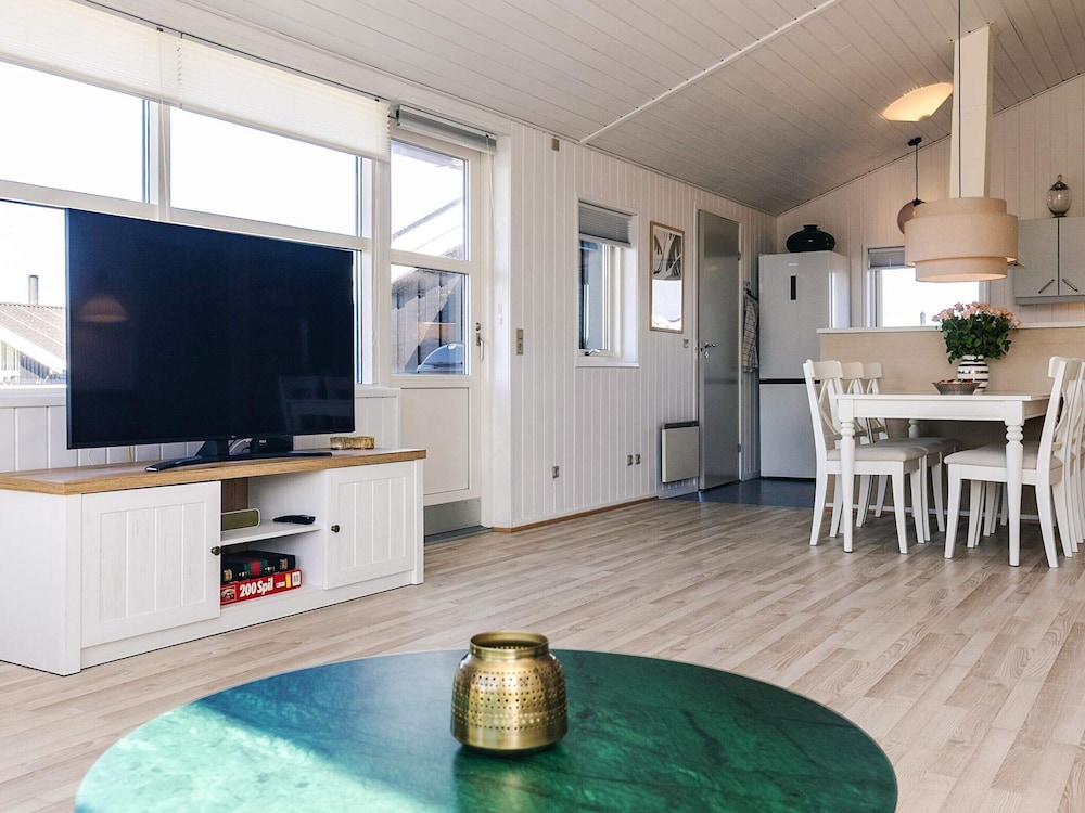 6 Person Holiday Home in Hjorring
