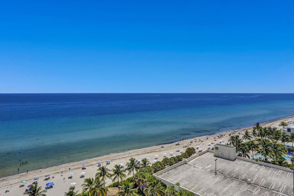 Beautiful 1 1 Beach View 14 Floor