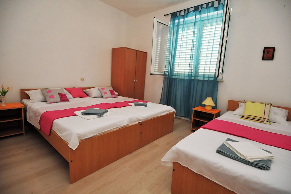 Apartments Sea Star