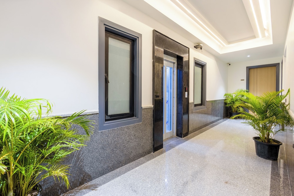 Hotel Zest Near IGI Airport