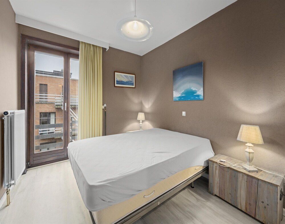 Flat in Blankenberge With Ocean Views