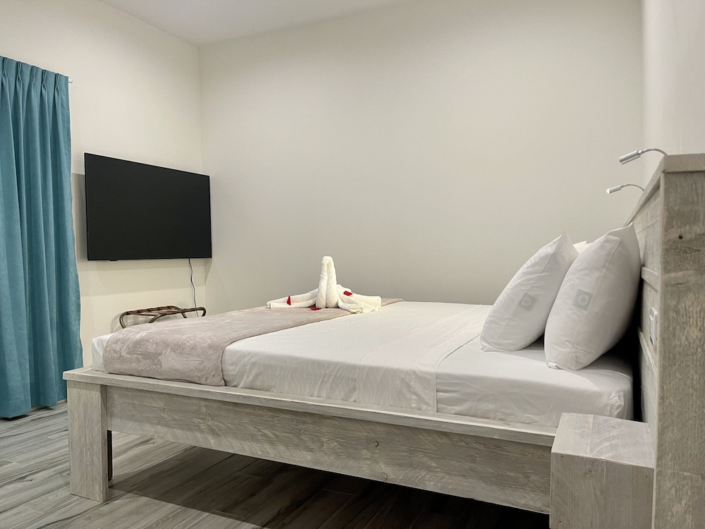 The Cove - Condo Hotel - Perfect Location