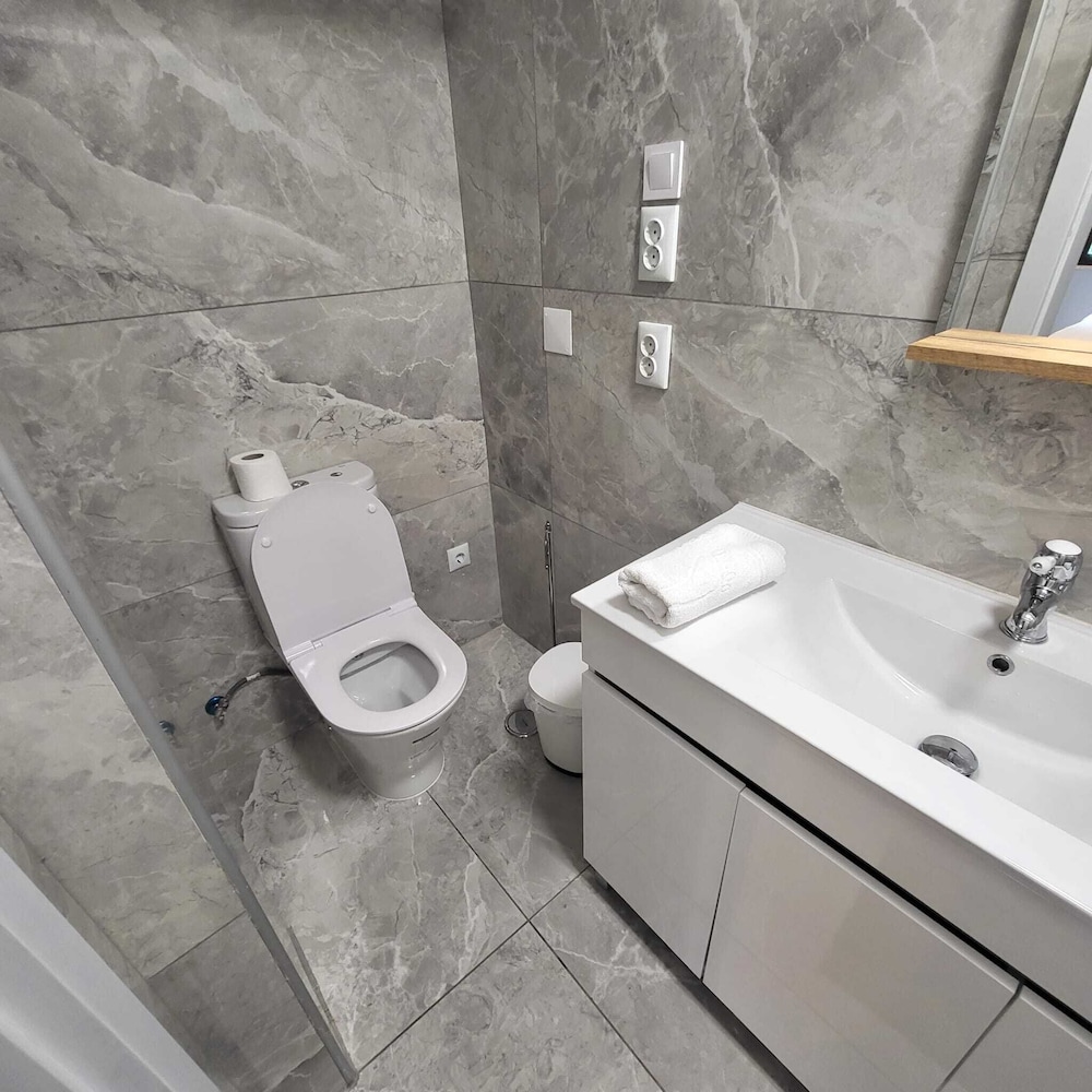 Oeiras Vacations - Lagoas park elite home - Property Image 9