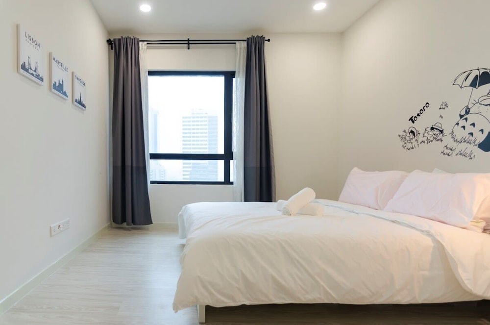 Totoro Theme Suite in Suasana JB