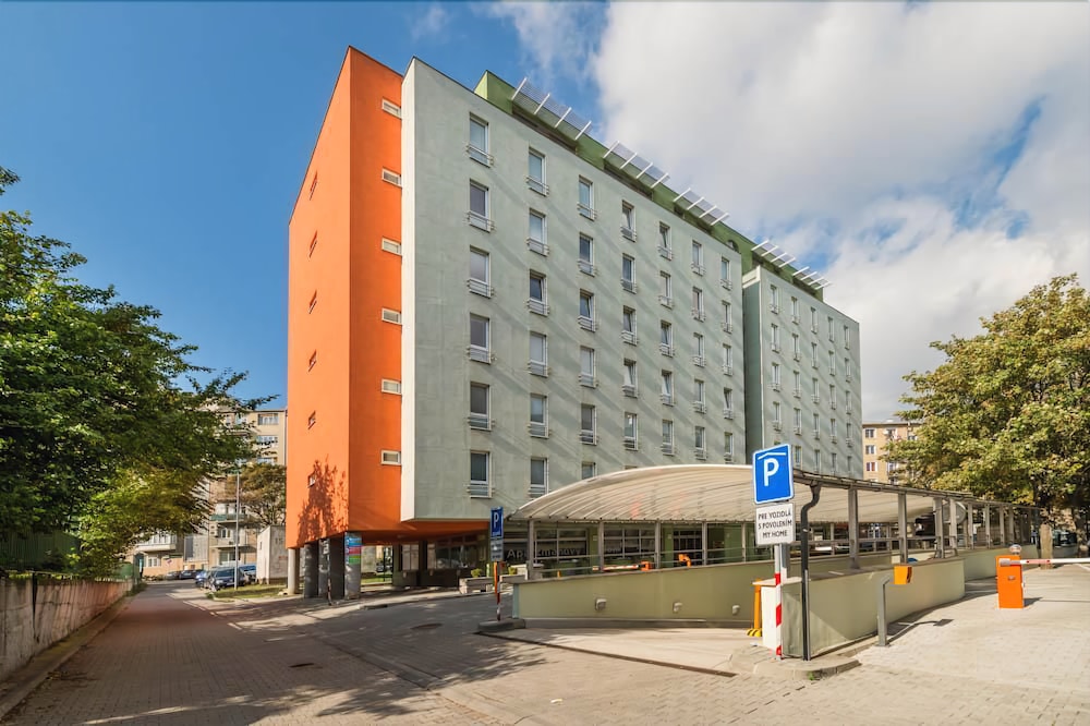 My Home Apartments