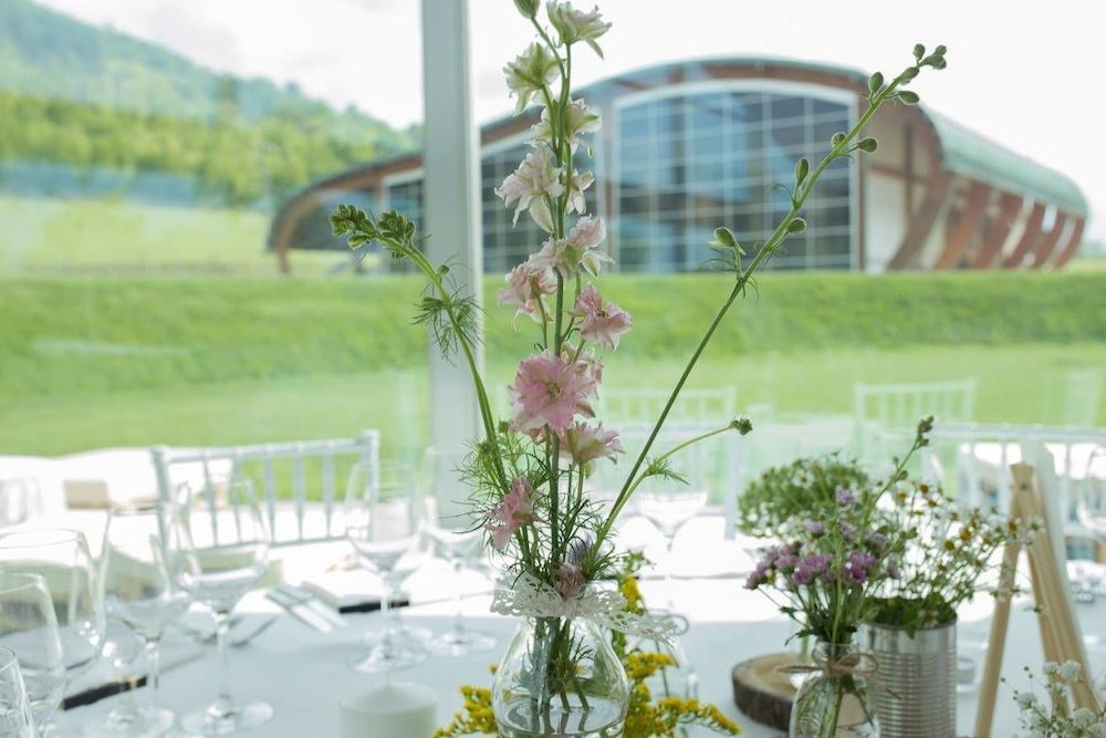 meeting & event spaces