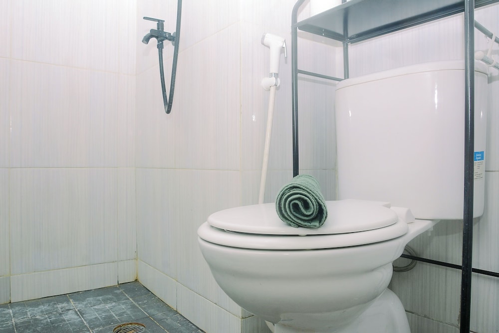Comfort 1BR with Minimalist Design at Podomoro Golf View Apartment