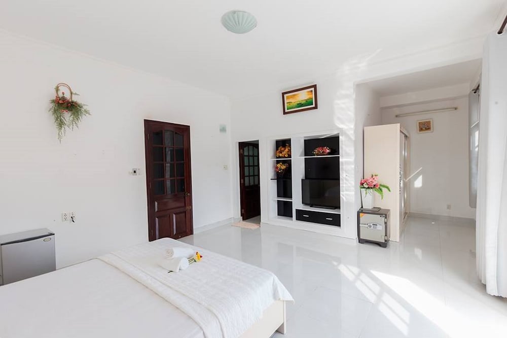 Idyllic Residence Cala Viola 2 Bedroom Sleeps Num1382 view 3