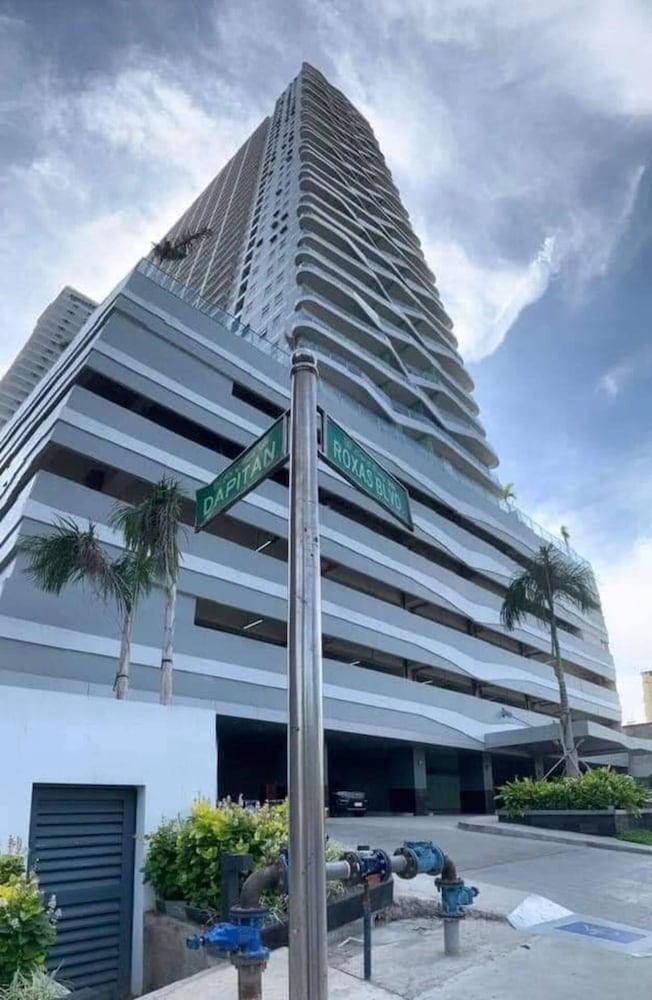 Modern Comfort in Pasay with Pool