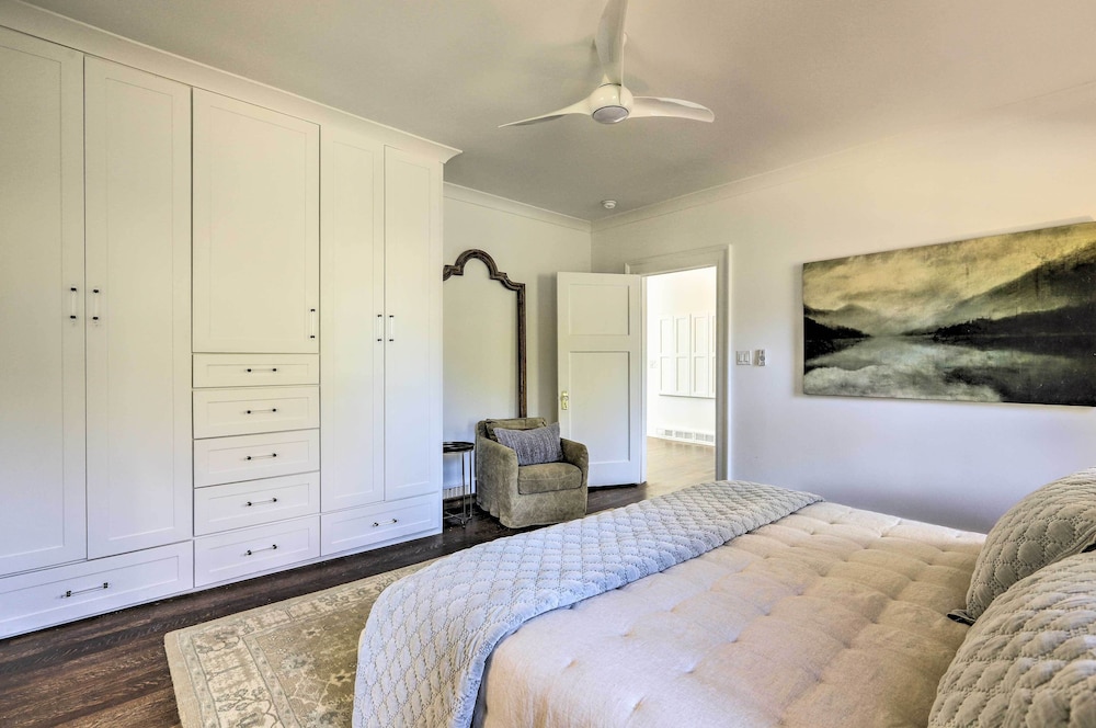 Updated Columbus Home < 3 Mi to Downtown! view 5