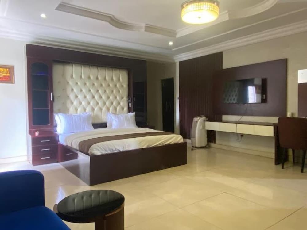 Green House Hotels and Apartments