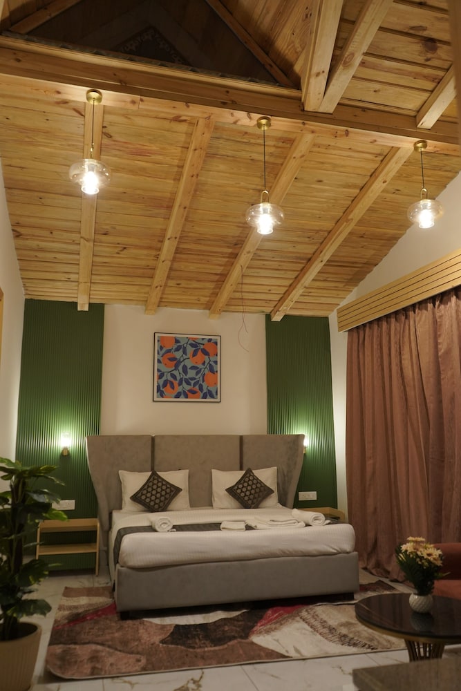 Uptown Kingdom The Luxury Homestay