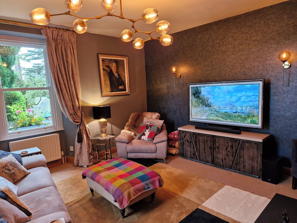 Drumee Lodge